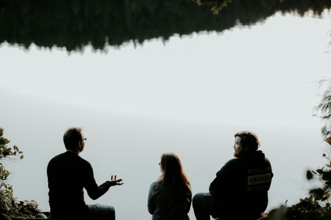 People connecting and supporting one another in recovery
